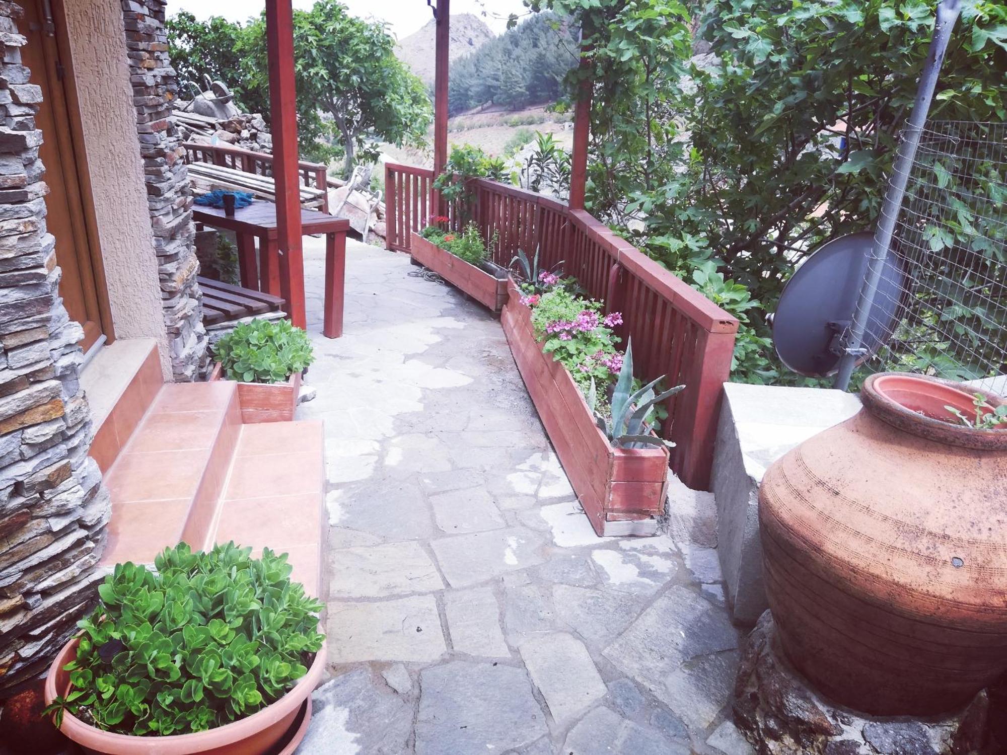 Guesthouse Axieros Samothraki Exterior photo