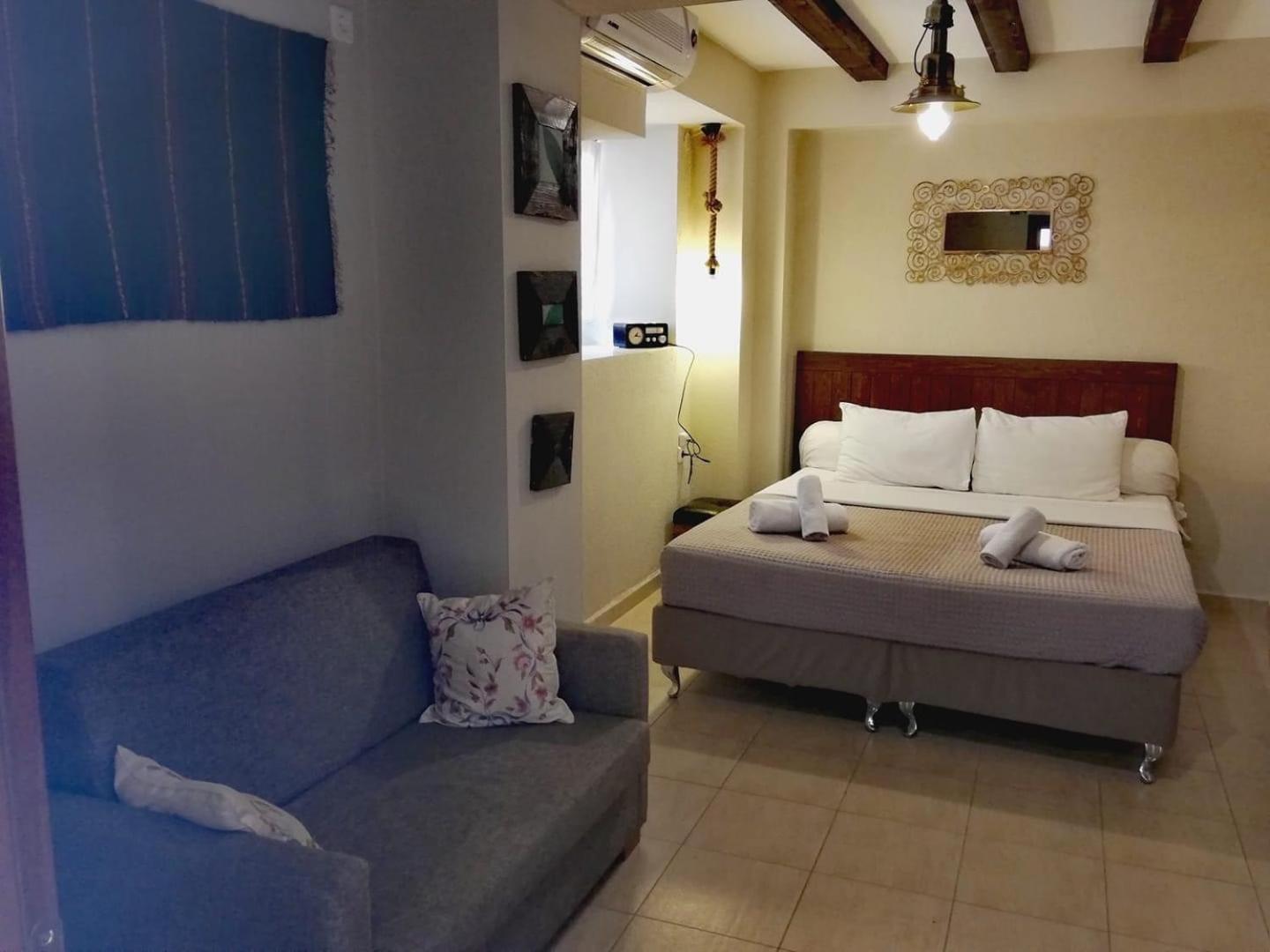 Guesthouse Axieros Samothraki Exterior photo